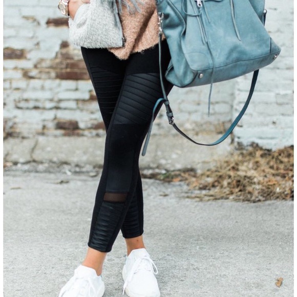 Electric Yoga Pants - Electric Yoga Moro Leggings